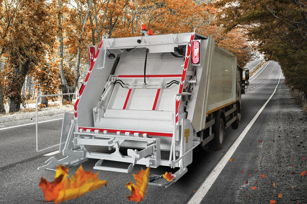 HYDRAULIC COMPACTION GARBAGE TRUCKS